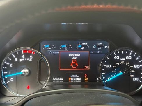 Used 2022 Ford F350 Platinum w/ Tremor Off-Road Package AWD/4WD image 25