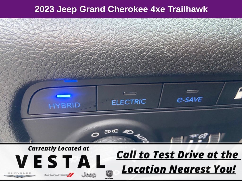 New 2023 Jeep Grand Cherokee Trailhawk AWD/4WD image 25