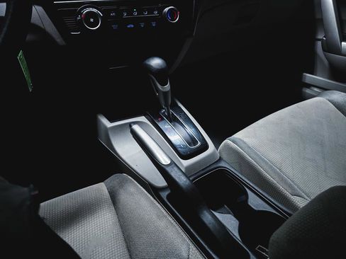 Used 2013 Honda Civic LX image 28