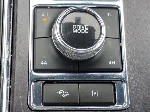 Used 2023 Ford Expedition Max Platinum image 18