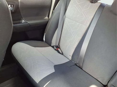 Used 2020 Toyota Tacoma TRD Off-Road w/ Technology Package image 17