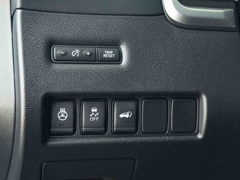 Used 2019 Nissan Murano SV AWD/4WD image 37