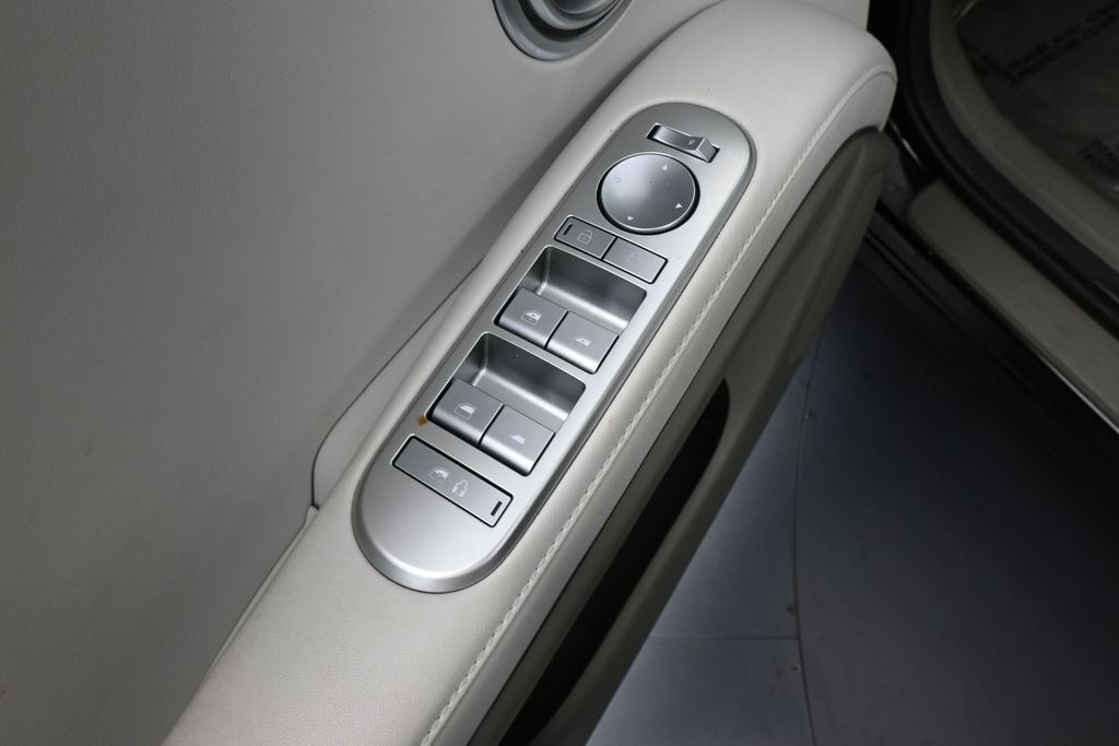 Used 2026 Hyundai Palisade SEL FWD image 14