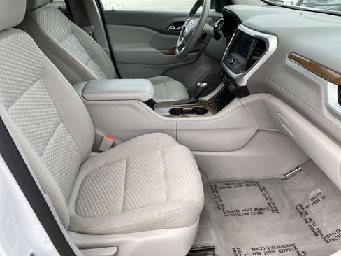 Used 2017 GMC Acadia SLE FWD image 20