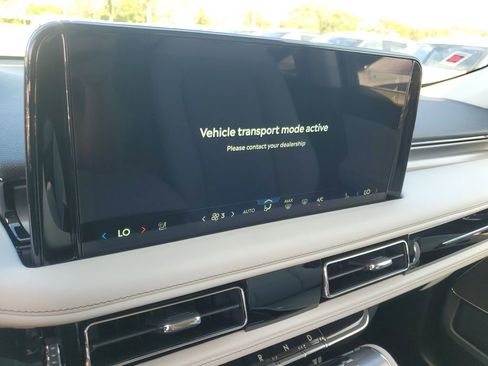 New 2026 Lincoln Aviator 2WD image 28