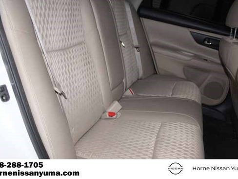 Used 2016 Nissan Altima 2.5 FWD image 7