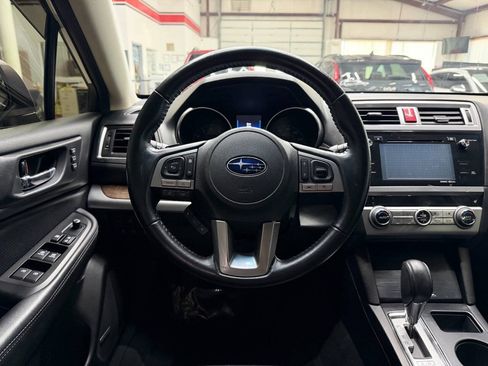 Used 2016 Subaru Outback 2.5i Limited AWD/4WD image 21
