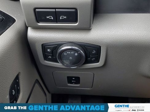 Used 2017 Ford F150 Lariat w/ Equipment Group 502A Luxury image 13