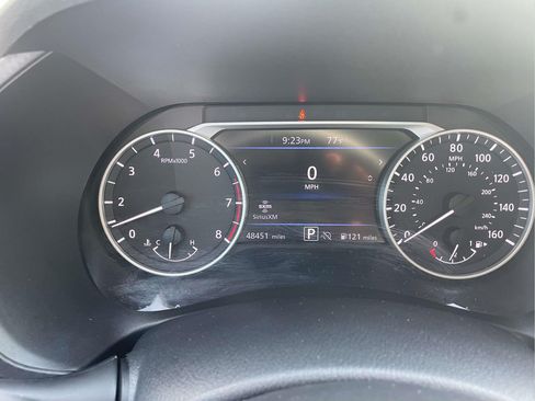 Used 2025 Nissan Sentra SV FWD image 22