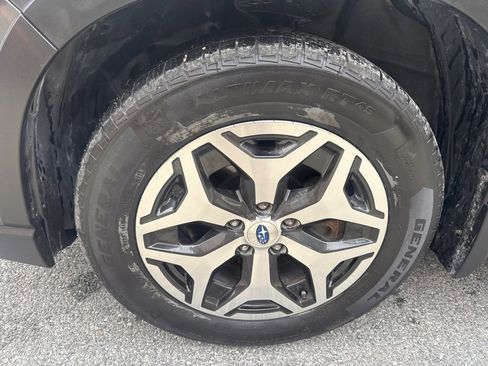 Used 2021 Subaru Forester Premium image 10