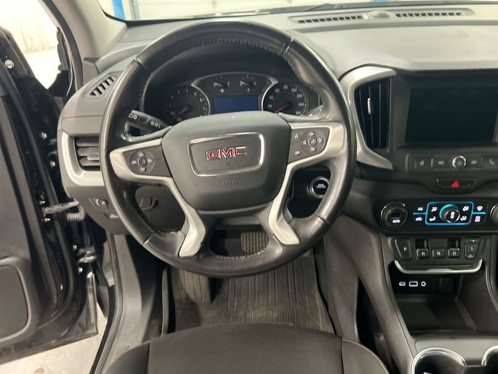 Used 2019 GMC Terrain SLE w/ Driver Convenience Package FWD image 19
