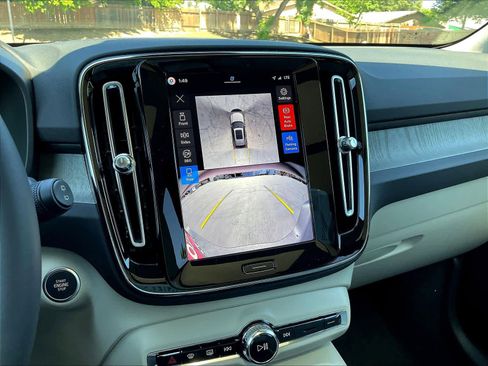 New 2026 Volvo XC40 B5 Ultra w/ Climate Package image 20