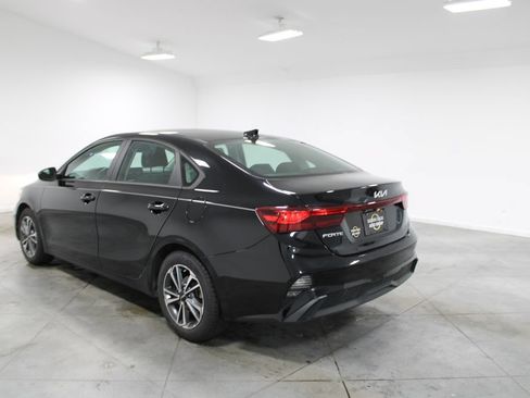 Used 2024 Kia Forte LXS FWD image 7