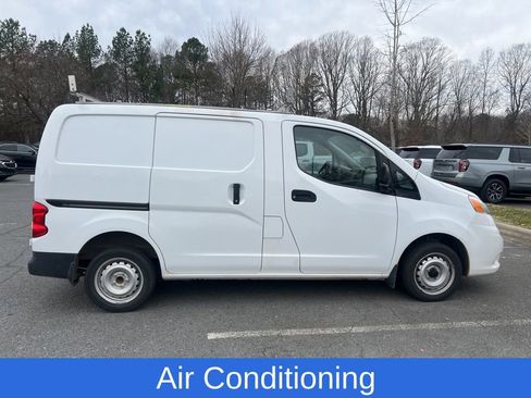 Used 2021 Nissan NV200 S image 4