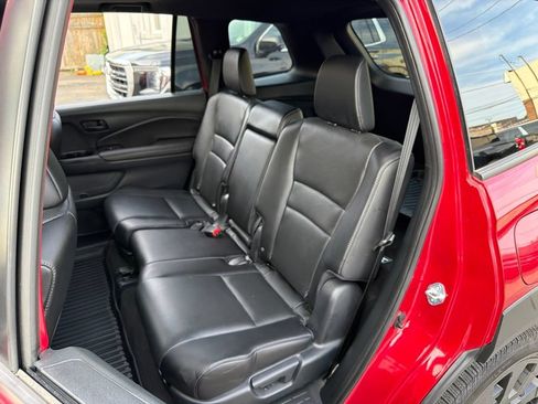 Used 2023 Honda Passport EX-L image 15