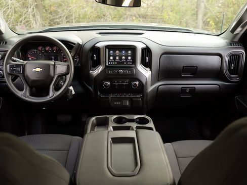 Used 2021 Chevrolet Silverado 1500 Custom w/ LPO, Dark Essentials Package image 19