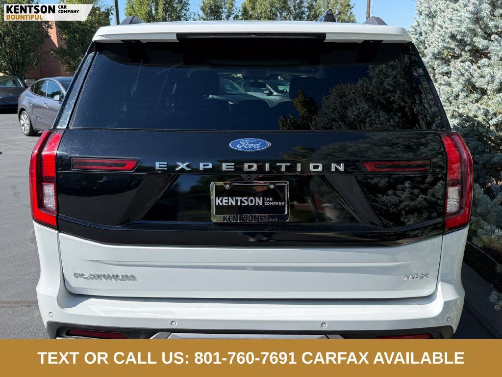 Used 2025 Ford Expedition Max Platinum AWD/4WD image 7