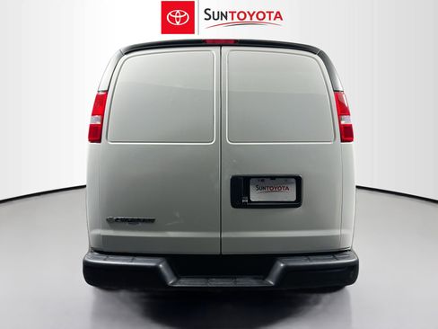 Used 2019 Chevrolet Express 2500 w/ Driver Convenience Package image 5