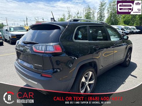 Used 2019 Jeep Cherokee Limited AWD/4WD image 6