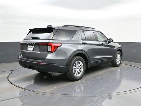 New 2026 Ford Explorer Active image 11