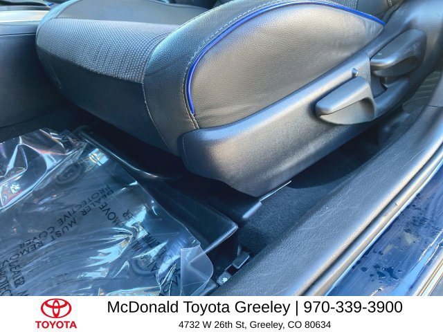 Used 2018 Toyota Corolla SE w/ Carpet Mat Package (TMS) FWD image 12