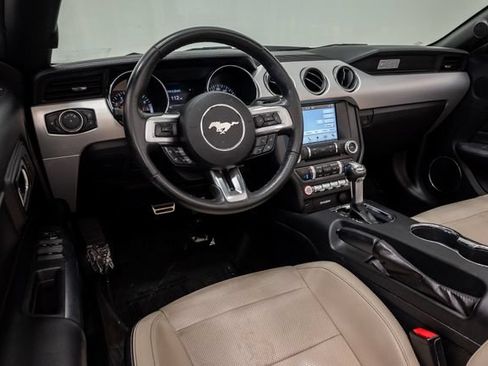 Used 2017 Ford Mustang GT Premium RWD image 7