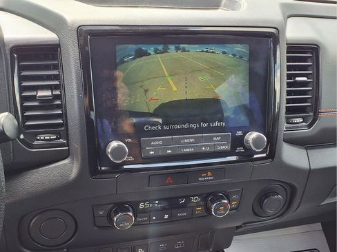 Used 2022 Nissan Frontier Pro-X w/ Technology Package RWD image 6