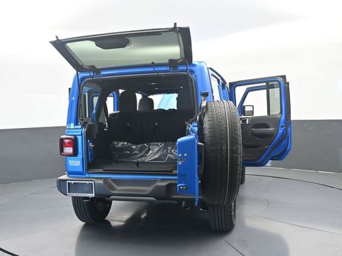 Used 2025 Jeep Wrangler Unlimited Sport AWD/4WD image 68