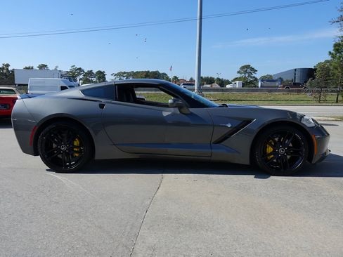 Used 2015 Chevrolet Corvette Stingray Coupe w/ 2LT Preferred Equipment Group RWD image 4