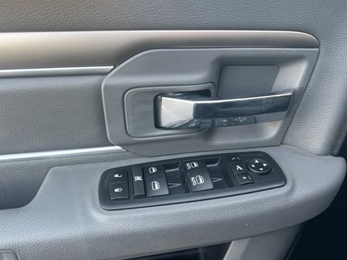 Used 2017 RAM 2500 Big Horn image 4