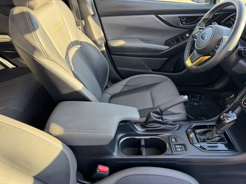 Used 2022 Subaru Crosstrek 2.5i Sport w/ Moonroof Package image 8