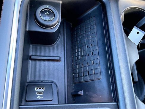 Certified 2025 Ford Expedition Max Active image 24