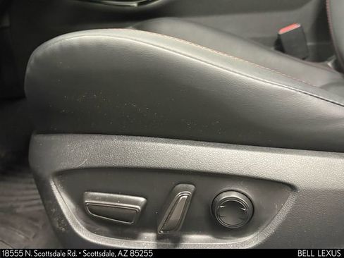 Used 2023 Toyota Prius Prime FWD image 13