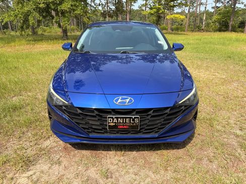 Used 2021 Hyundai Elantra SEL FWD image 8