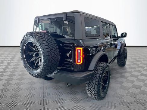 Used 2025 Ford Bronco Badlands image 4