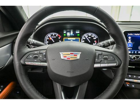Used 2025 Cadillac CT4 Premium Luxury image 12