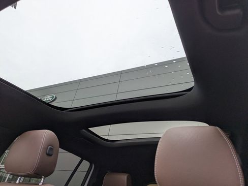 Used 2022 Mercedes-Benz GLB 35 AMG 4MATIC image 26