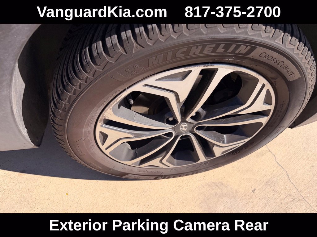 Used 2019 Hyundai Santa Fe FWD image 11