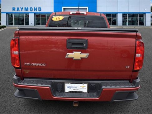 Used 2016 Chevrolet Colorado LT w/ LT Convenience Package image 4