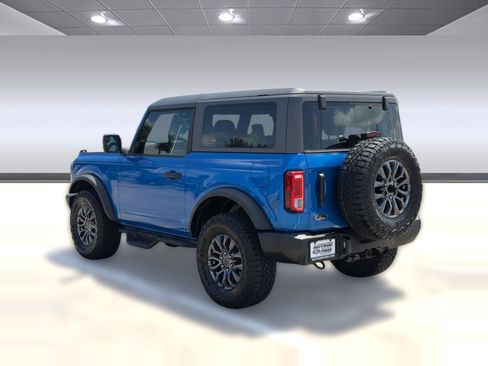 Certified 2022 Ford Bronco 2-Door AWD/4WD image 3