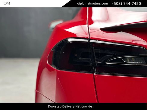Used 2021 Tesla Model S Plaid image 14