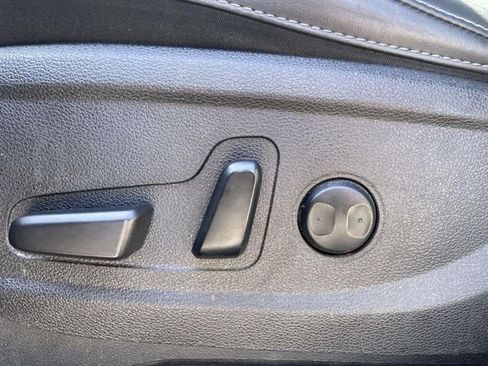 Used 2020 Kia Telluride S FWD image 24