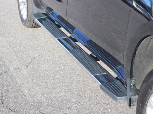 Used 2022 Chevrolet Silverado 1500 LTZ AWD/4WD image 10