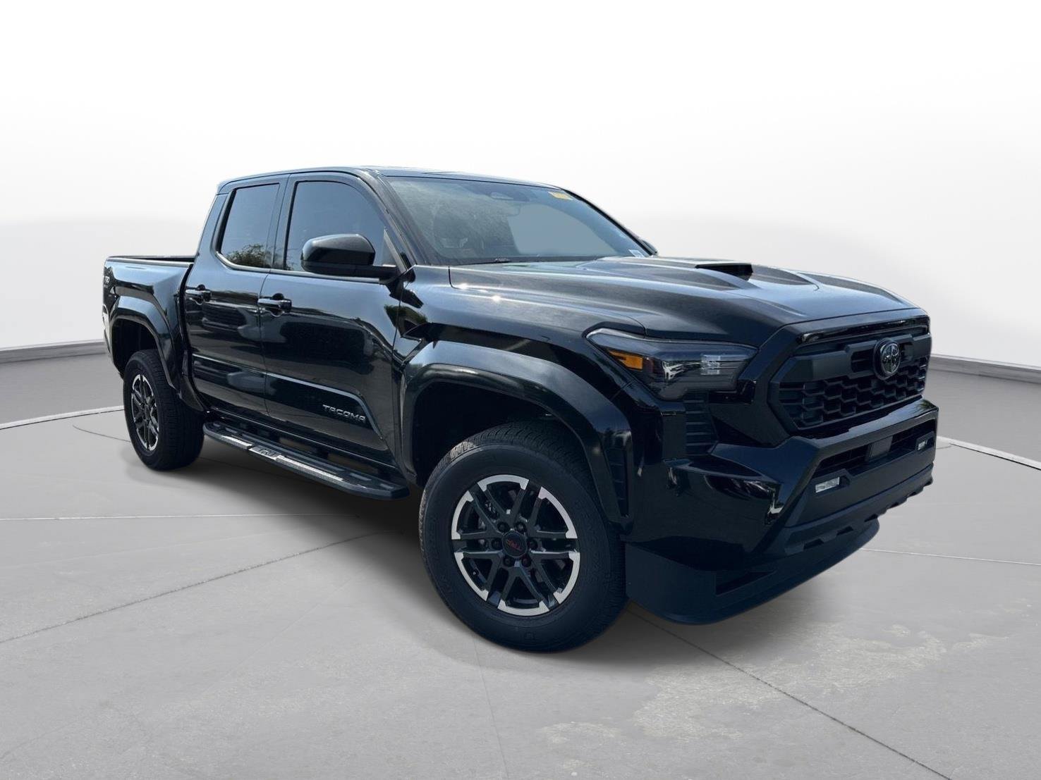 Certified 2026 Toyota Tacoma TRD Sport RWD image 4