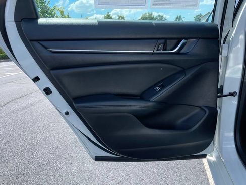 Certified 2022 Honda Accord Sport Special Edition image 38