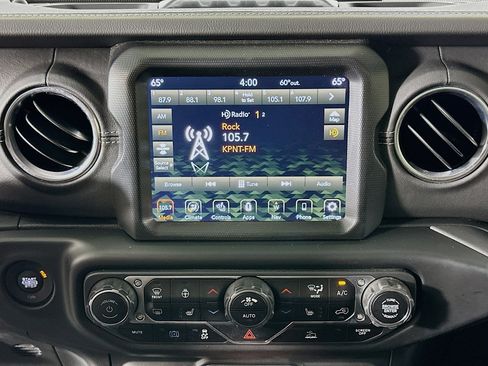 Used 2023 Jeep Wrangler Sahara w/ Cold Weather Group image 19