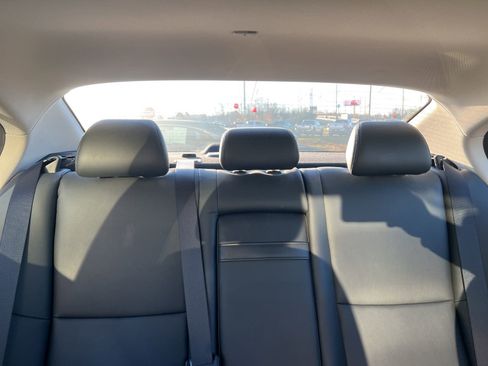 Used 2017 INFINITI Q50 Premium image 15