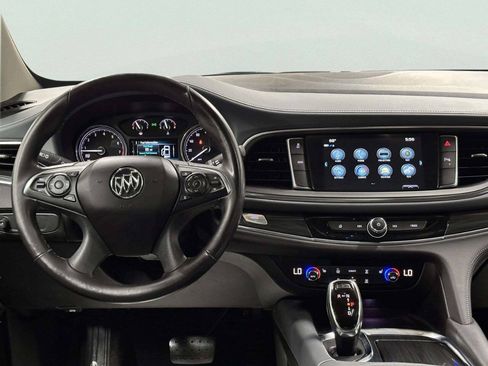 Used 2018 Buick Enclave Essence AWD/4WD image 27