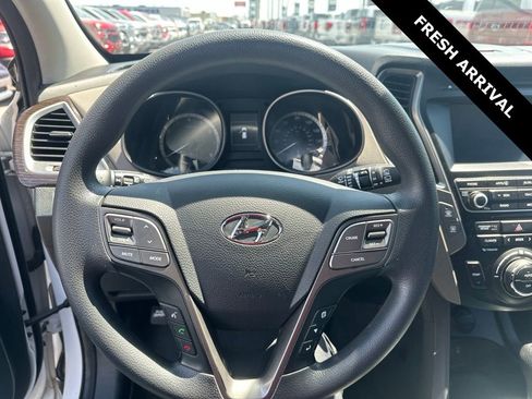 Used 2017 Hyundai Santa Fe Sport FWD image 12