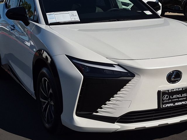 Used 2025 Lexus RZ 300e FWD image 10